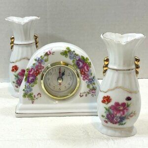 VTG Quartz White Porcelain Floral Clock & Pair of Matching Bud Vases NIB